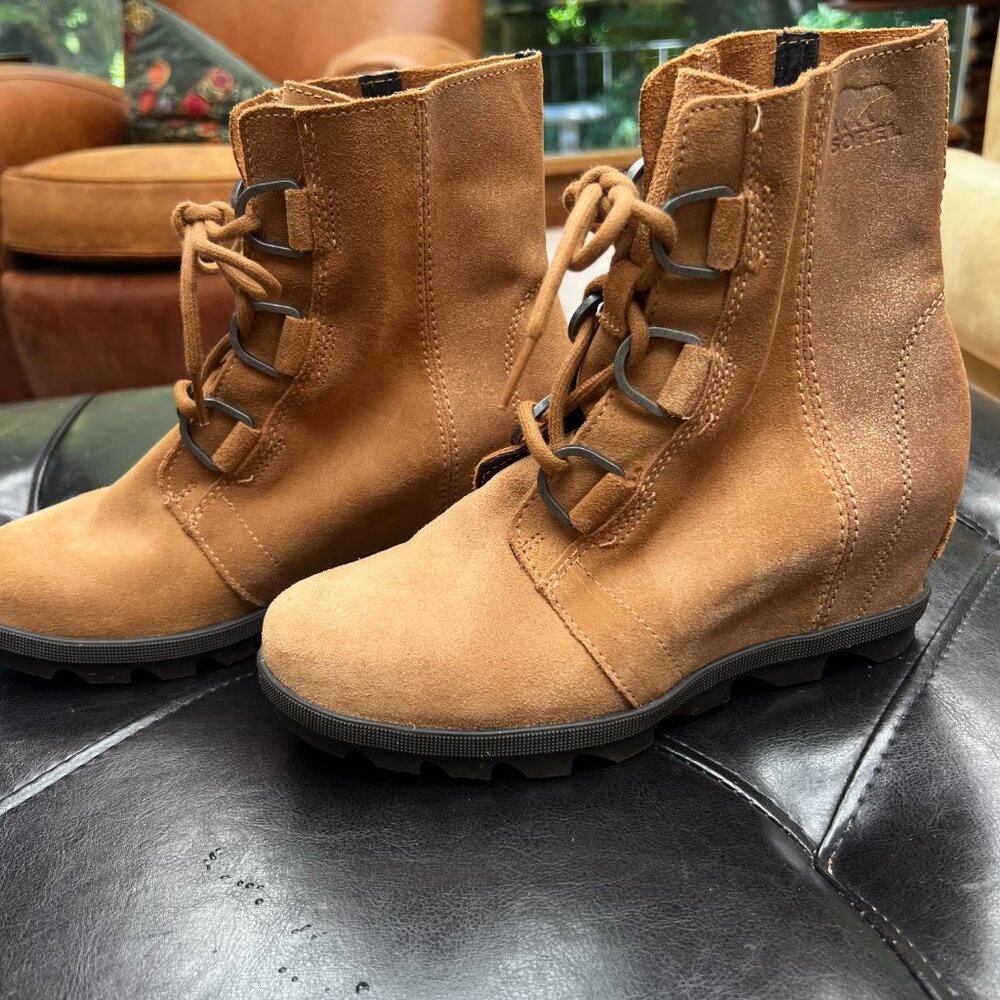 Sorel 'Camel Brown Cordova' Heeled Booties